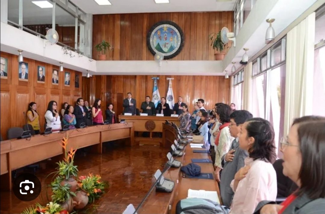 VjavierHndz's tweet photo. ⚖️🇬🇹 El CSU de Walter Mazariegos evitó discutir la impugnación contra la magistrada electa de la CC, Julia Rivera, señalada de presentar una declaración jurada pese a tener una sanción y de inconsistencias en su experiencia docente. https://t.co/hQrX98Cax2