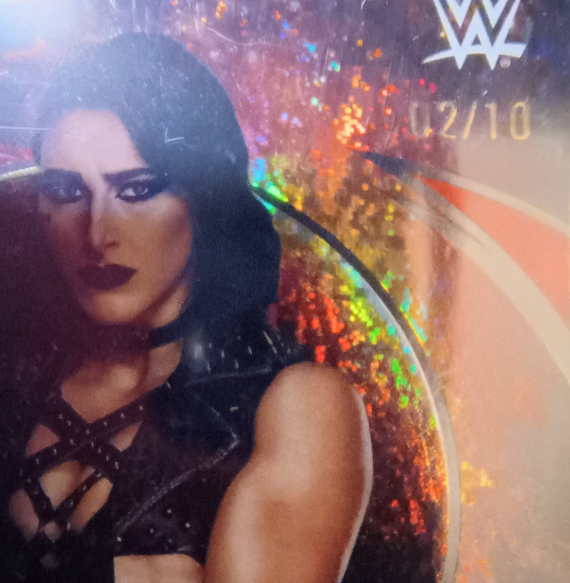 RyanVox07's tweet photo. This is, hands down, the greatest card I've ever pulled from a Blaster! 2025 WWE Topps Universe @RheaRipley_WWE Ring Leaders 02/10!

If you're a mentor Not Your Kids Collectables on FB, you can watch the video of me ripping it.

#WrestlingCards #WrestlingTradingCards https://t.co/9lQeAJavIg