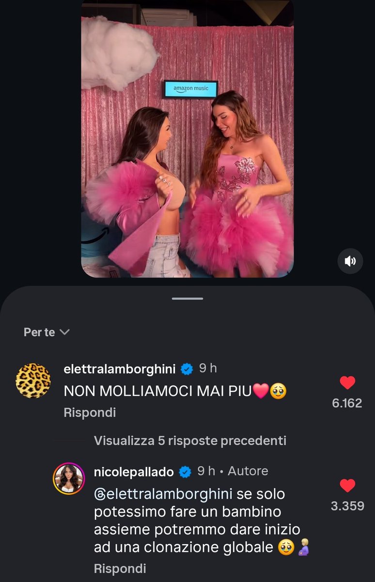 ODDIO QUESTA INTERAZIONE!!!! SONO FELICISSIMA CHE ELETTRA E NICOLE SI AMINO TANTO QUANTO NOI AMIAMO LORO
#Sanremo2026