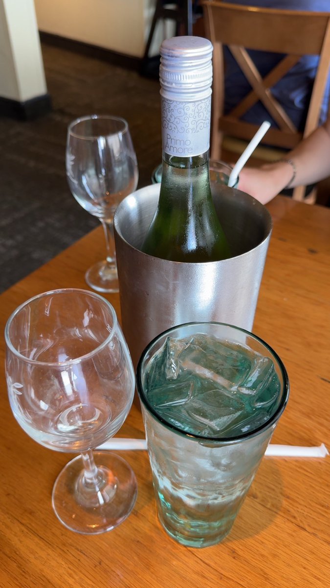 Knicole87's tweet photo. Sometimes all the therapy you need is the bestie, drinks &amp; convos.  You know it’s real when you see each other literally every few days &amp; still don’t get tired of each other 🤣 &amp; still get an “i miss you text” on tues when you just saw her Sat &amp; are seeing her the next day lol https://t.co/DUk2bWXhz1