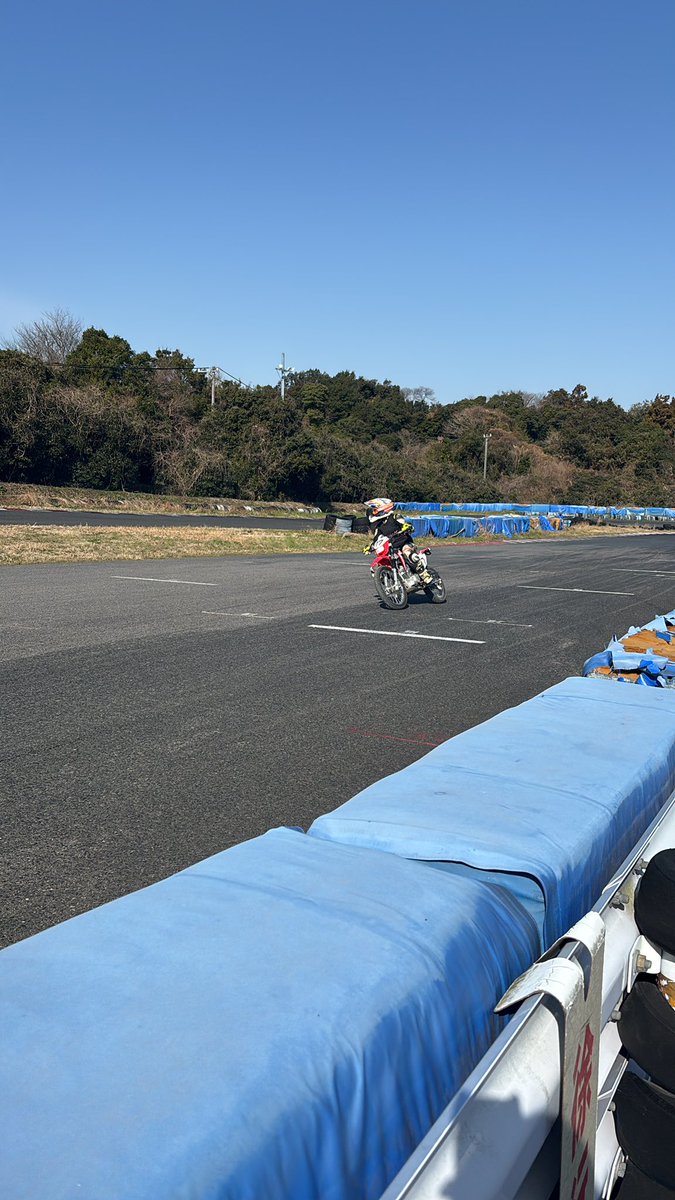 美浜サーキットでめちゃ面白いイベントやってる😻❤️‍🔥⁉️
ツーリングついでにどうですか🛵💨
#美浜サーキット
#バイク