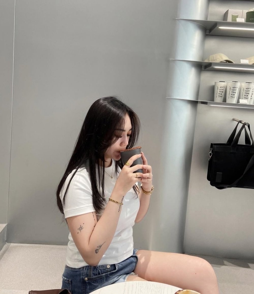 sundrayaneee's tweet photo. Hallo aku available hari ini ya!
(Khusus yg sudah sedia room) 🏨

#openbolampung #bolampung #availlampung https://t.co/ByiX6k5lH1