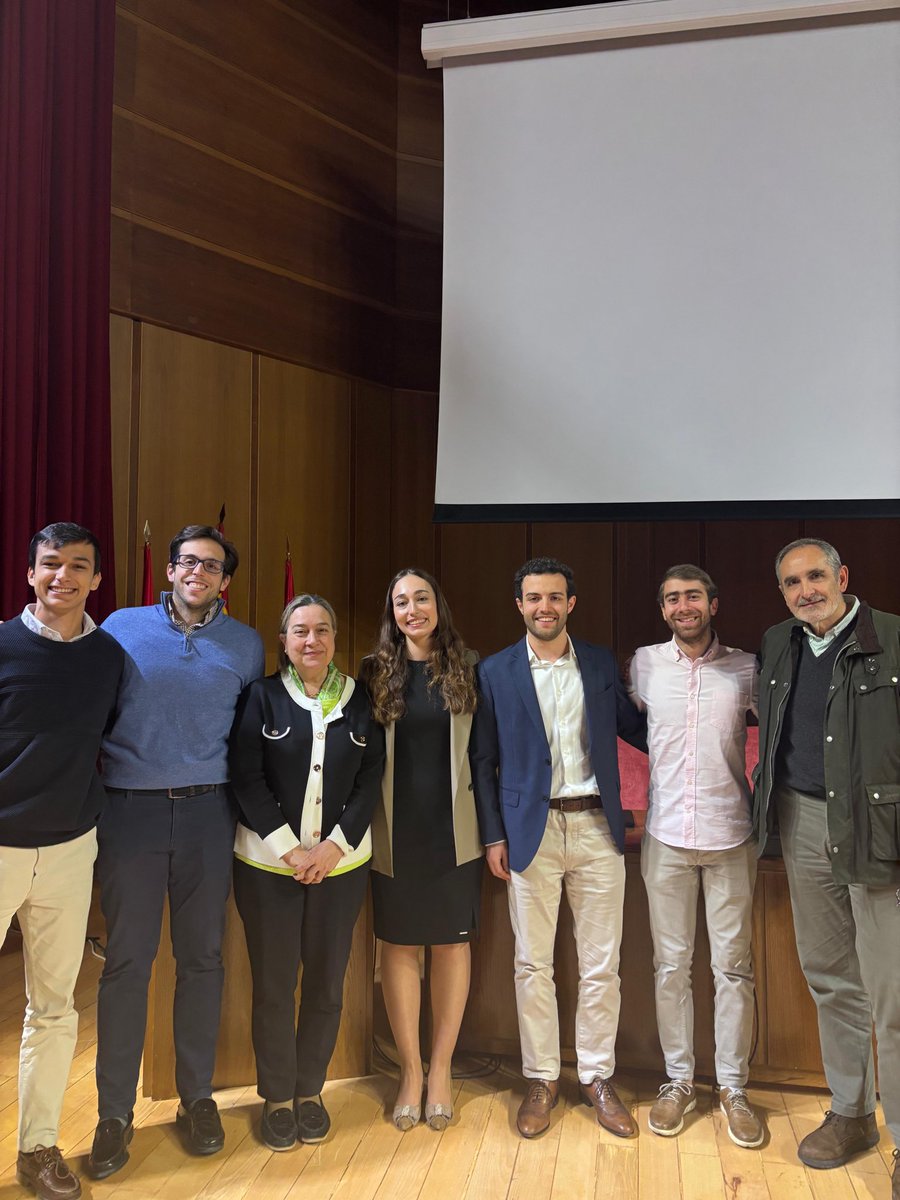 Mª Isabel Prieto tweet media