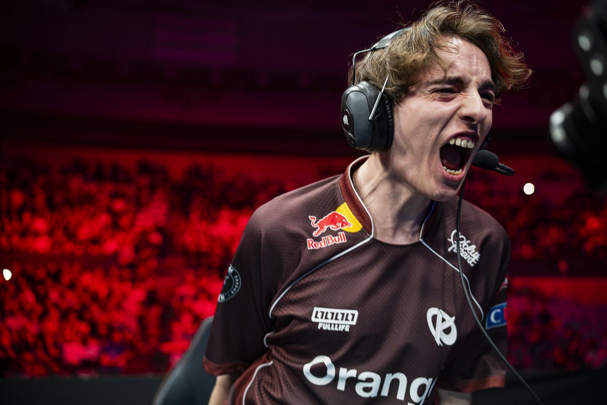 Et oui, ce soir nous allons assister au deuxième titre LEC de notre PRODIGE !

#KCWIN