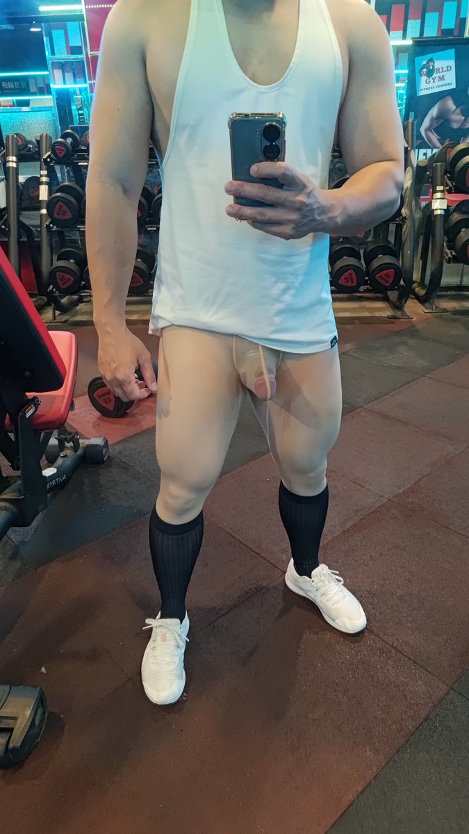 underdaddy tweet media