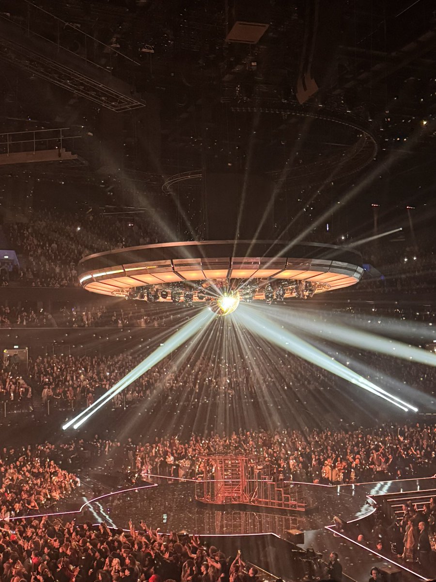 Lewis Roberts tweet media