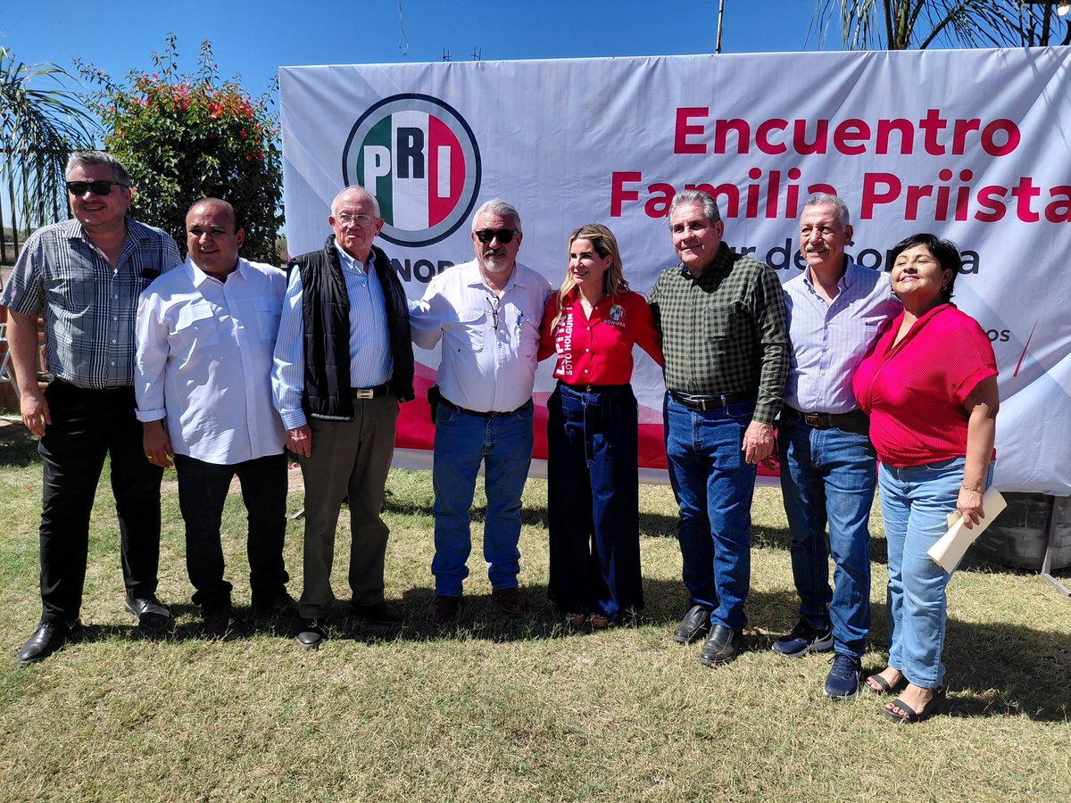 CDEPRISonora's tweet photo. ¡El priismo se fortalece en el sur de Sonora!

Gran encuentro en Navojoa con la familia priista del sur: Navojoa, Huatabampo, Álamos, Etchojoa y Benito Juárez.

Listos para organizarnos y construir una mejor oportunidad para Sonora, frente a los malos gobiernos de Morena. https://t.co/cr0Tzo90sc