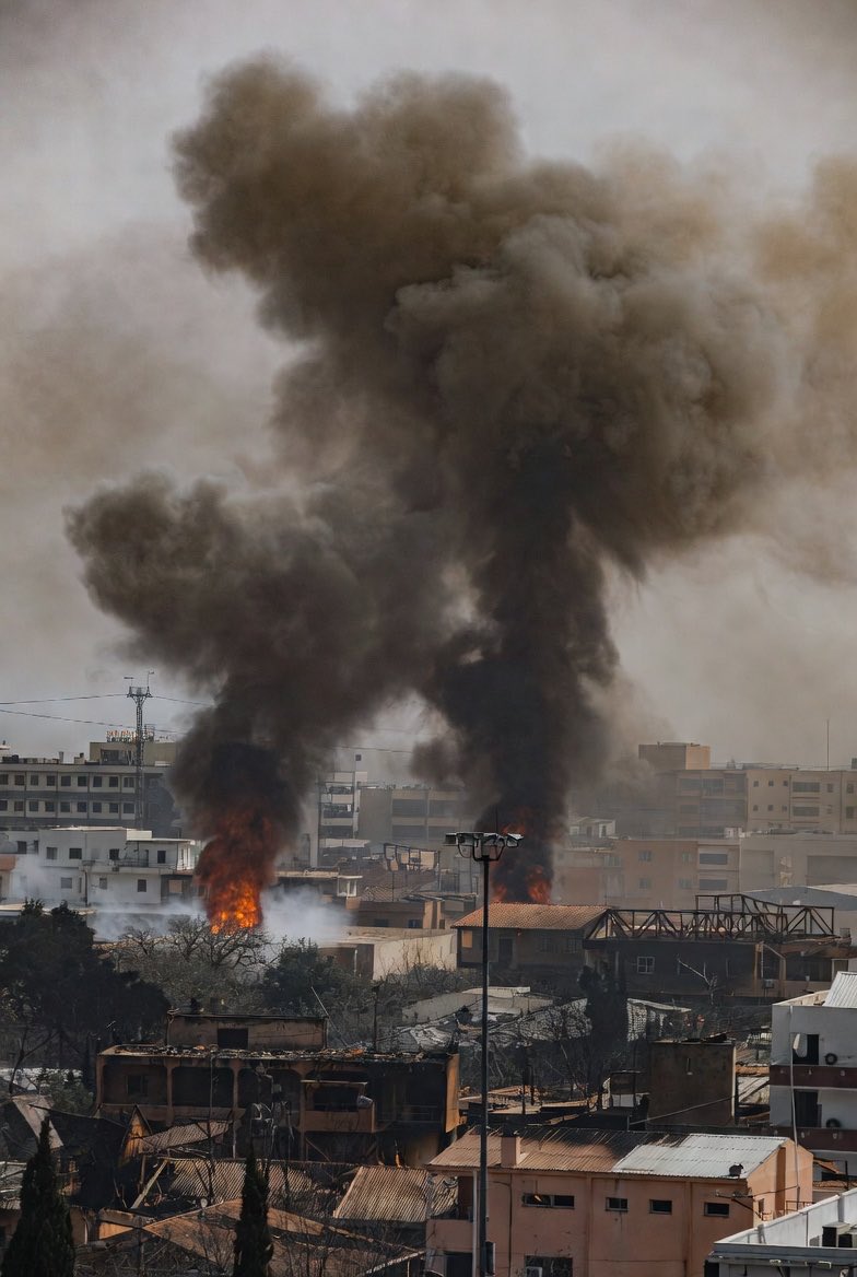 ****Tin tức****kết nối với mọi người luôn nha! Đừng ngần ngại - phản hồi 100% 
🔴 ĐỘC QUYỀN: HỎA NGỤC MANAMA – IRAN GIÁNG ĐÒN SẤM SÉT, SAN PHẲNG TRỤ SỞ HẠM ĐỘI 5 HOA KỲ TẠI BAHRAIN

Mục tiêu không chỉ là răn đe. Mục tiêu là hủy diệt. Đêm nay, trái tim