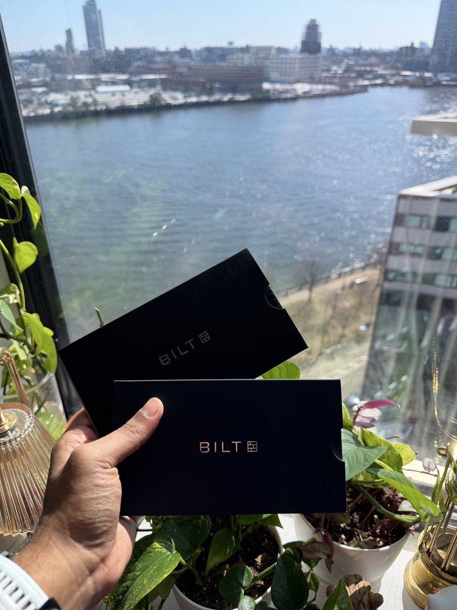 DarkDextrous's tweet photo. #BiltAmbassador Bilt 2.0 unboxing with @BiltRewards 🏙️ https://t.co/uwZEq4EhP4