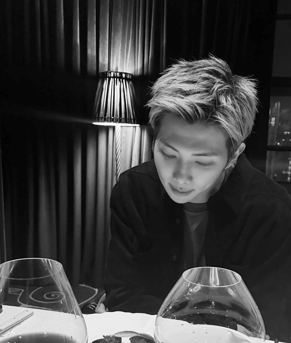 すんごい好き😭😭😭
#RM
#rkive