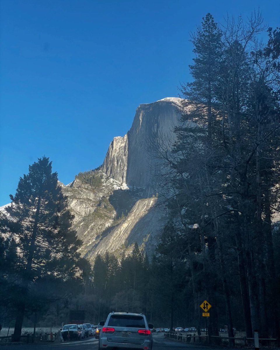 EmmyMiller457's tweet photo. This weekend's plan hiking in Yosemite National Park https://t.co/cg0v1DCt4y