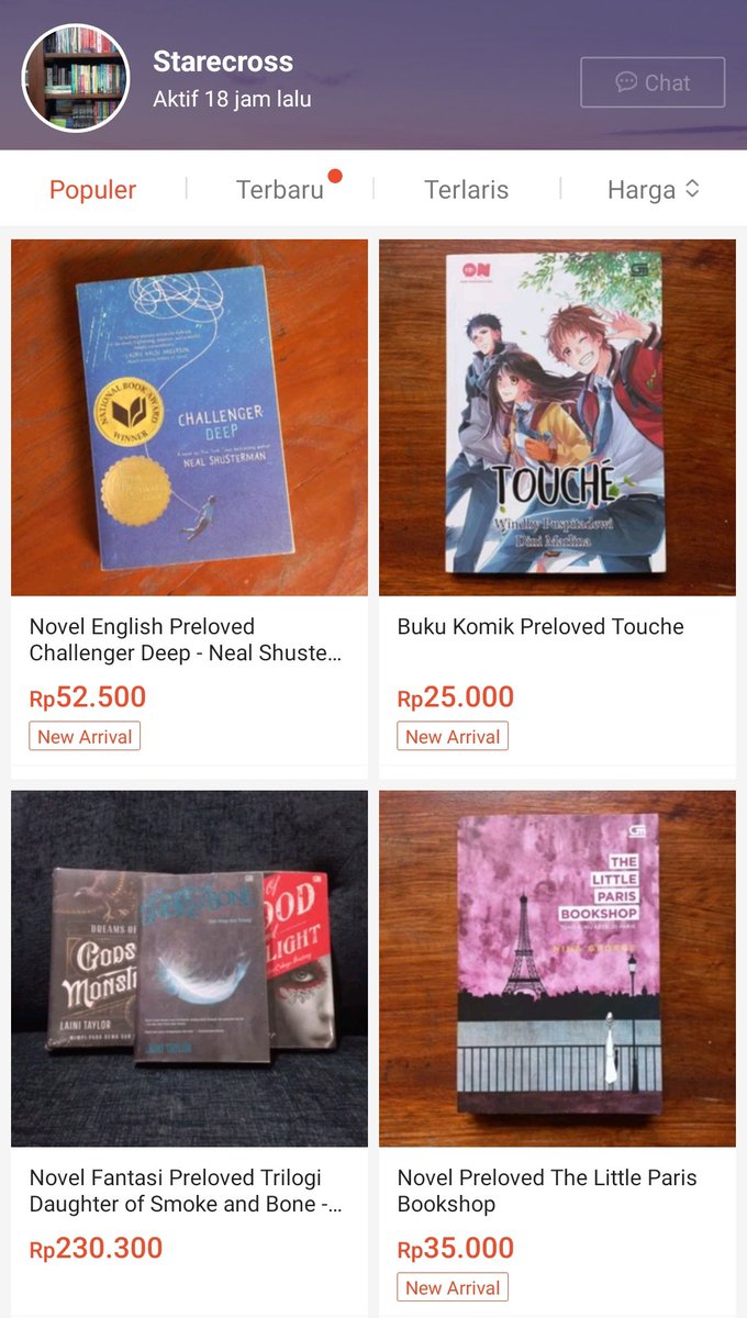 raven is selling books 🛍️ tweet media