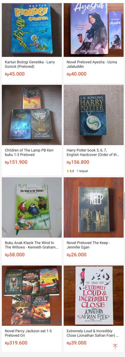 raven is selling books 🛍️ tweet media