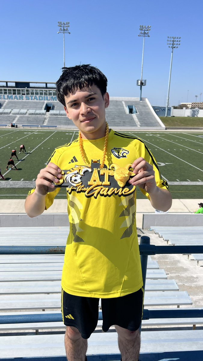 SHtigerfutbol's tweet photo. 2-1 DUB‼️Hot one today 🥵

Back on the grind. Running on fumes. All heart today boyz!#WeAreOne #Gambare

The boyz gave it their all today and got the dub. The win bumped us up to 4th place with 2 games to go. FINISH IT!

G.O.A.T.  = Ángel Flores ⚽️🐯 https://t.co/Y7hkN0hBXR