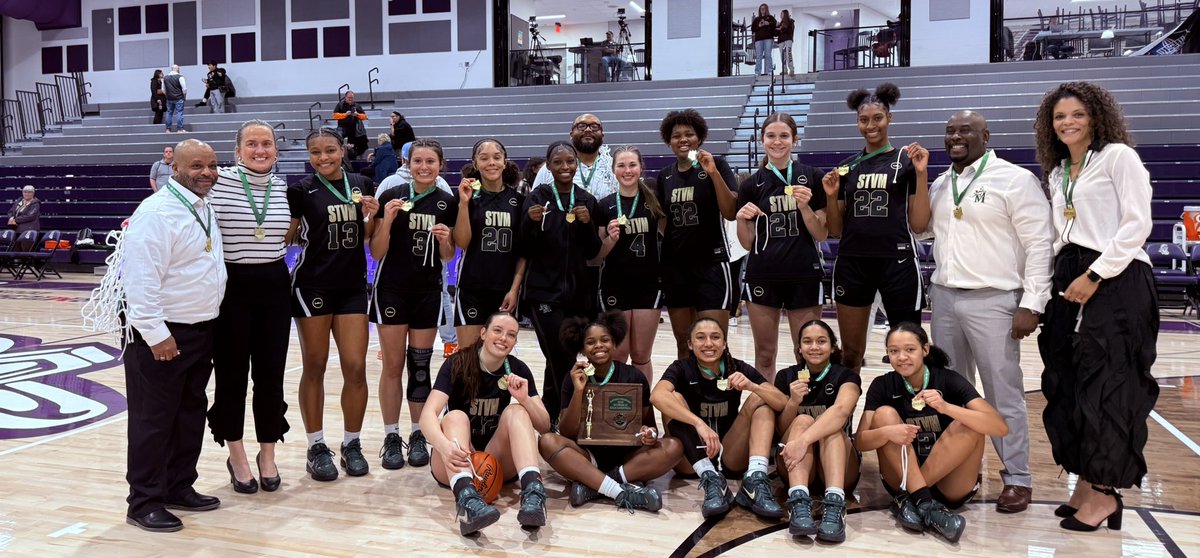 STVMGBK's tweet image. 2026 OHSAA DIII DISTRICT CHAMPS! 
#STVM 64 Padua 53. Final. 
📍 Triway HS 
*4th consecutive District Title #GoIrish