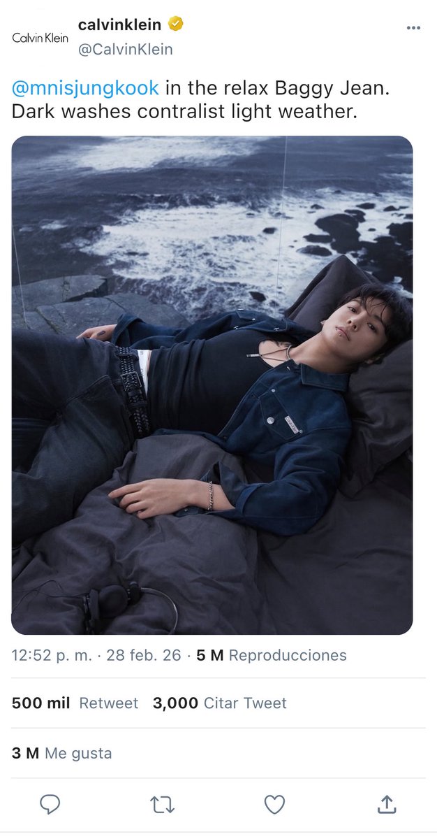 aegiguu's tweet photo. au taekook ⭐️

En donde por un pequeño error Kim Ta3hyun6 un actor reconocido, se ve involucrado con el modelo más famoso de Calvin Klein considerado uno de los hombres más codiciados y “mujeriegos” de Corea. 

#autaekook #taekook https://t.co/veLOgKVz41