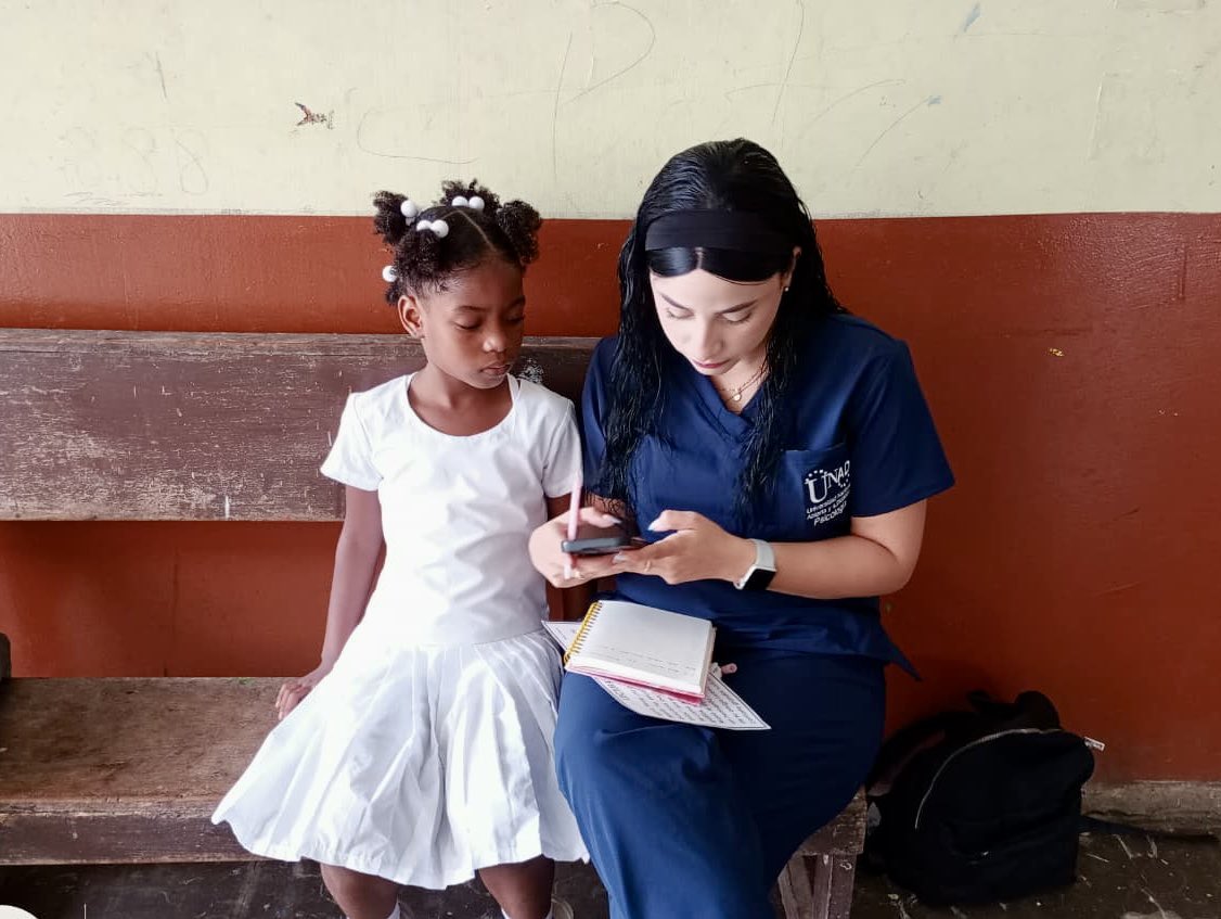 #FelizSábado📍Esta semana en #Tumaco realizamos la toma de la prueba EGRA con nuestros niños. La prueba EGRA (Early Grade Reading Assessment) evalúa habilidades básicas de lectura en primaria como:

✔️ Reconocimiento de letras
✔️ Fluidez lectora
✔️ Comprensión de lectura

👉🏽Esta
