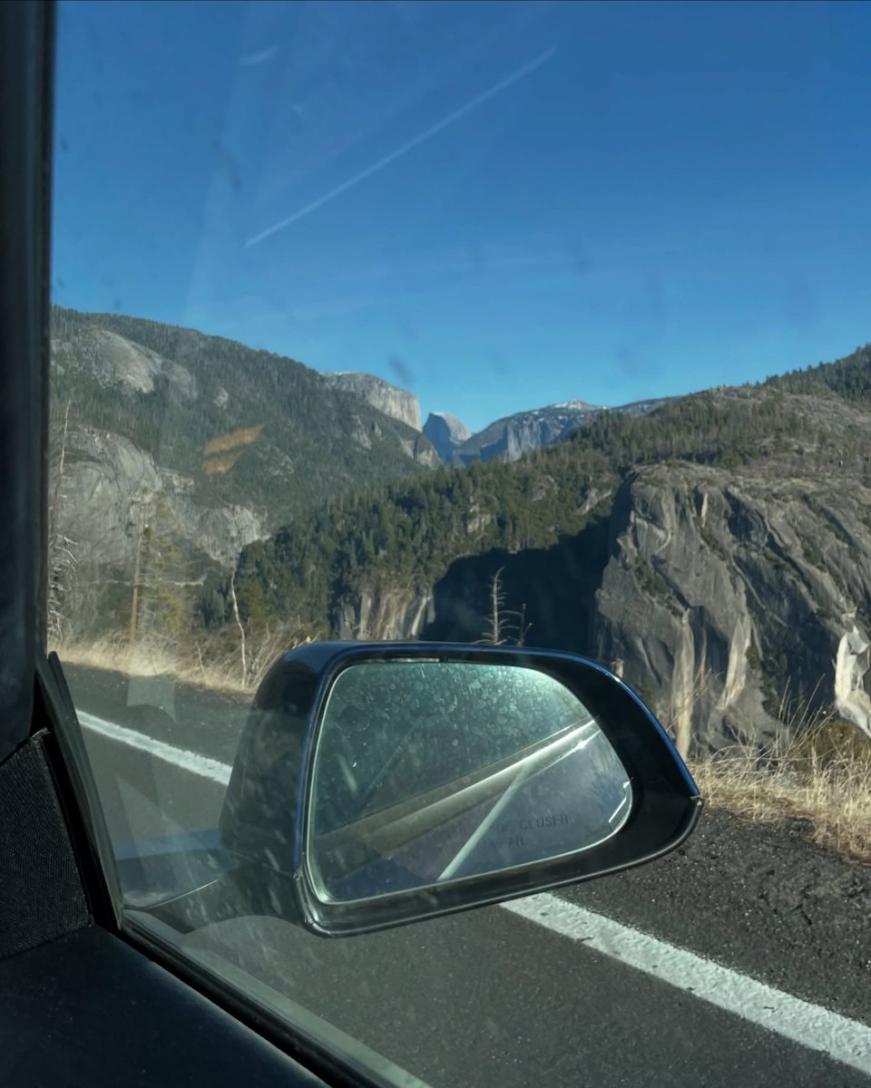 EmmyMiller457's tweet photo. This weekend's plan hiking in Yosemite National Park https://t.co/cg0v1DCt4y