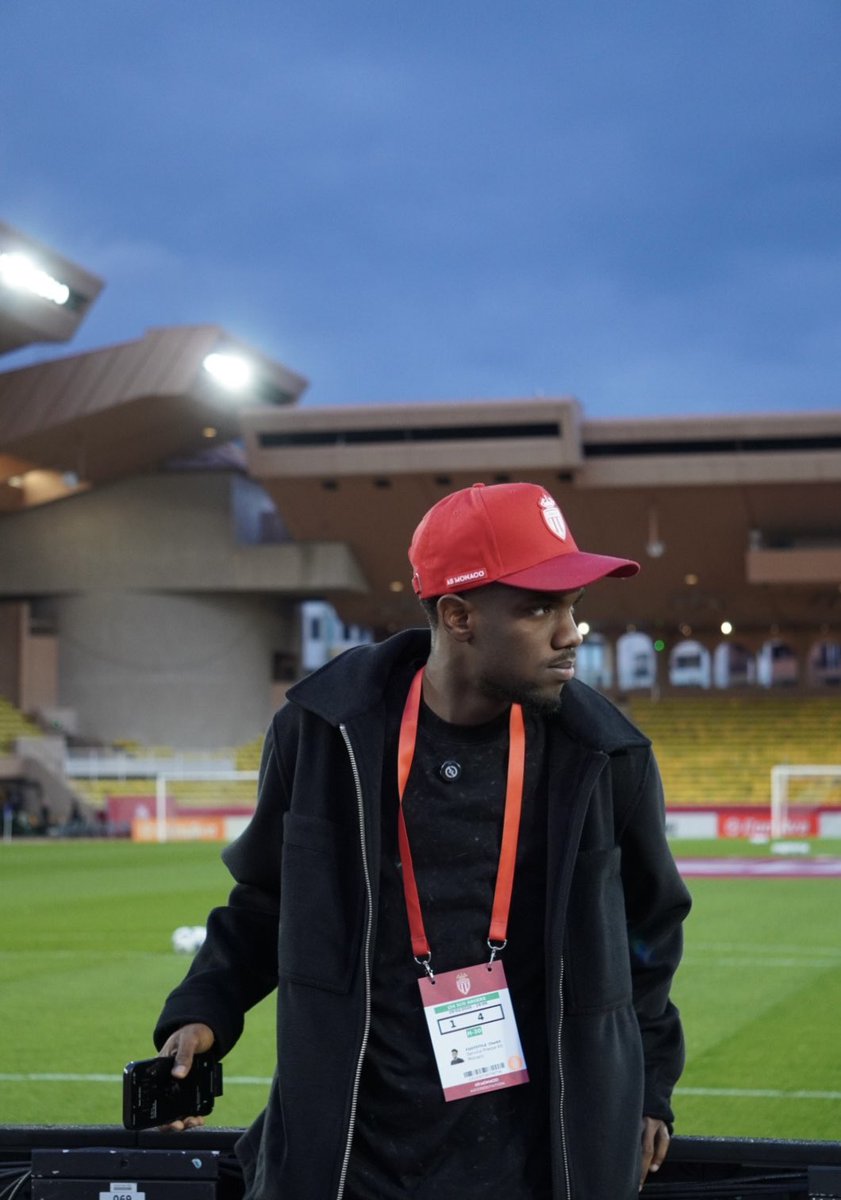 cheiikh footstyle tweet media