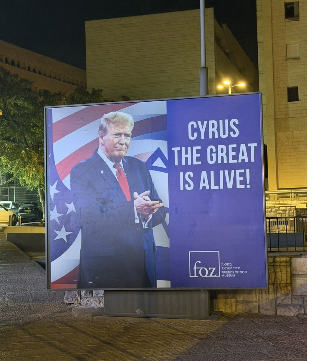 Debra Lea tweet media