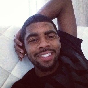 chattecouture's tweet photo. kyrie Irving’s old selfies>> #needthat https://t.co/gNt4kbGrdu