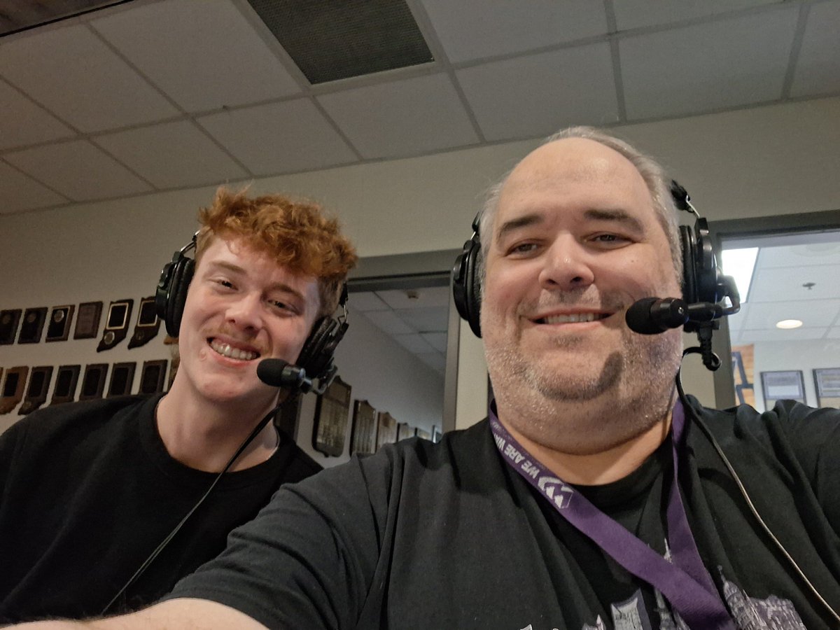 johnnystir's tweet photo. In studio tonight with @jacksen_13 for @BenDavisBasket1 and @CattucksB https://t.co/GB9b7PIqof