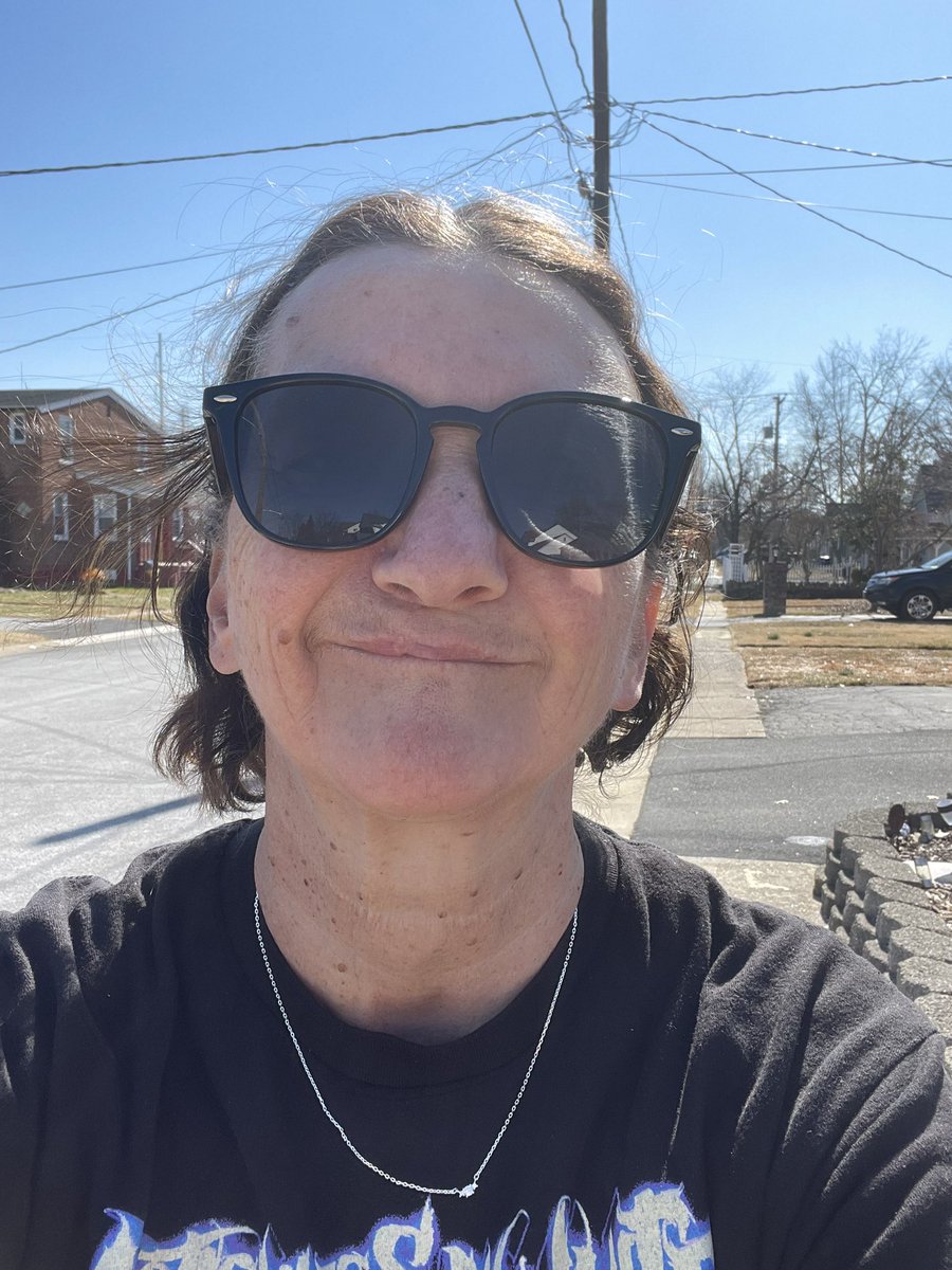 BH cheekster tweet media