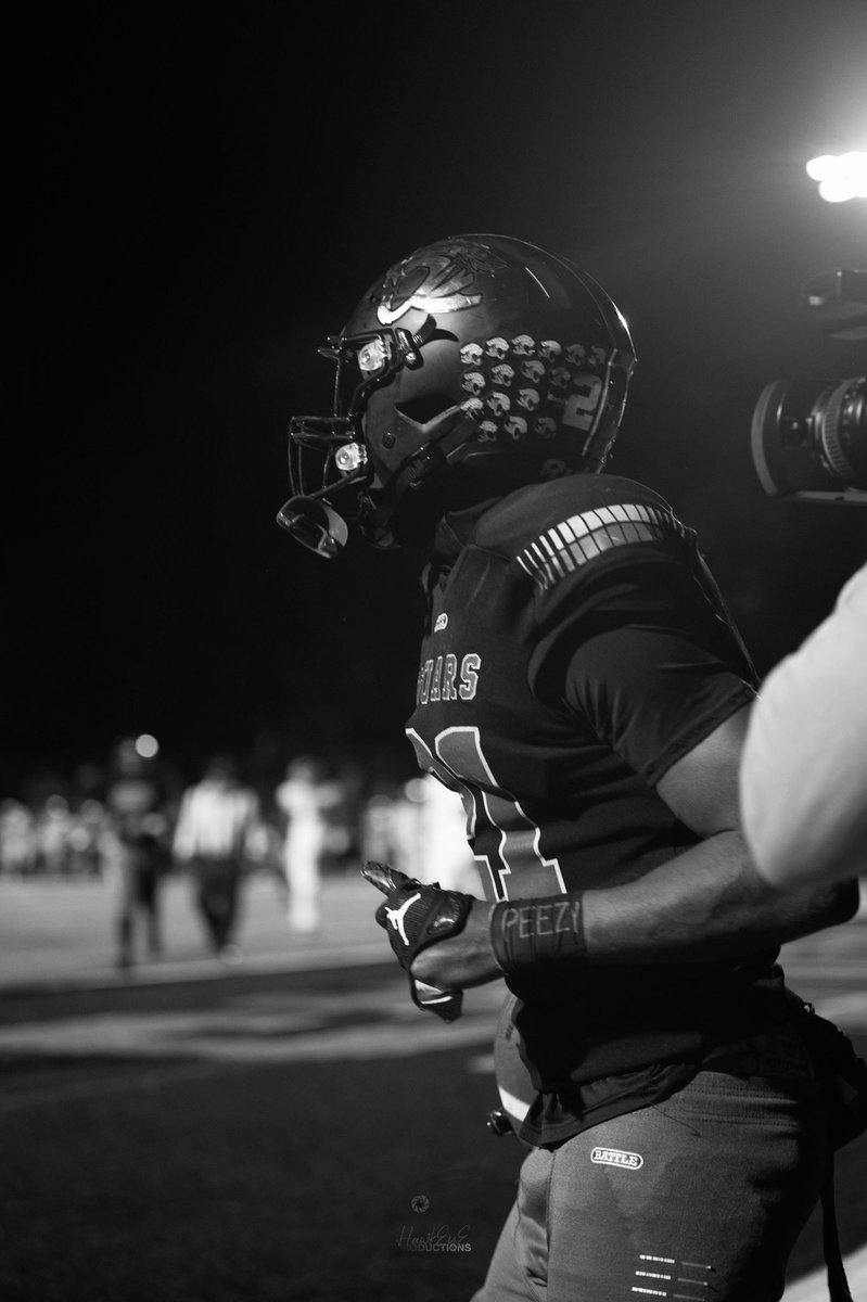 KodiGardner21's tweet photo. Full Junior Season Film @DaemonDameon 

https://t.co/i8YCjupsMZ https://t.co/C4WkAmmNY9