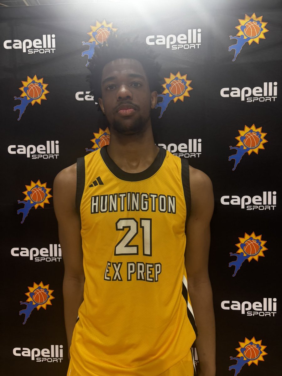 BIG SH🏀TS tweet media