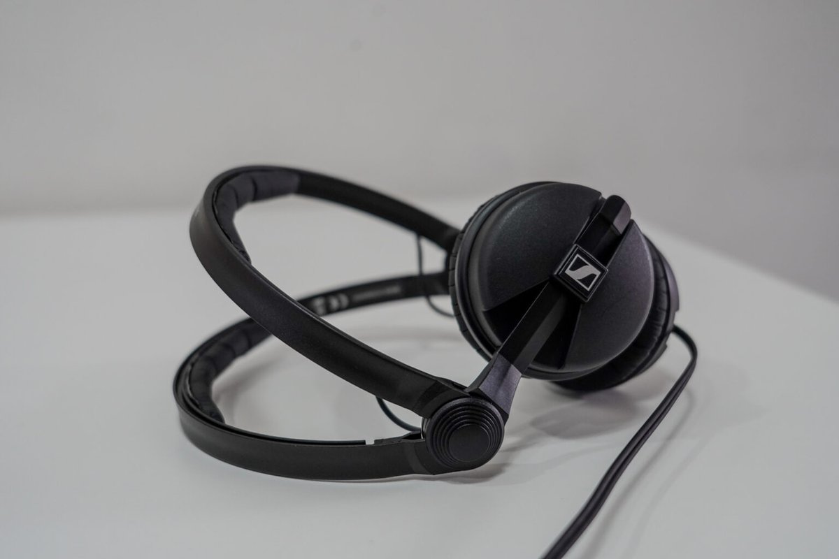 HeadphonePH's tweet photo. On-ears may be niche, but the @Sennheiser HD25 has been iconic in this headphone category for over 20 years for a reason. https://t.co/46OrUlnfKe