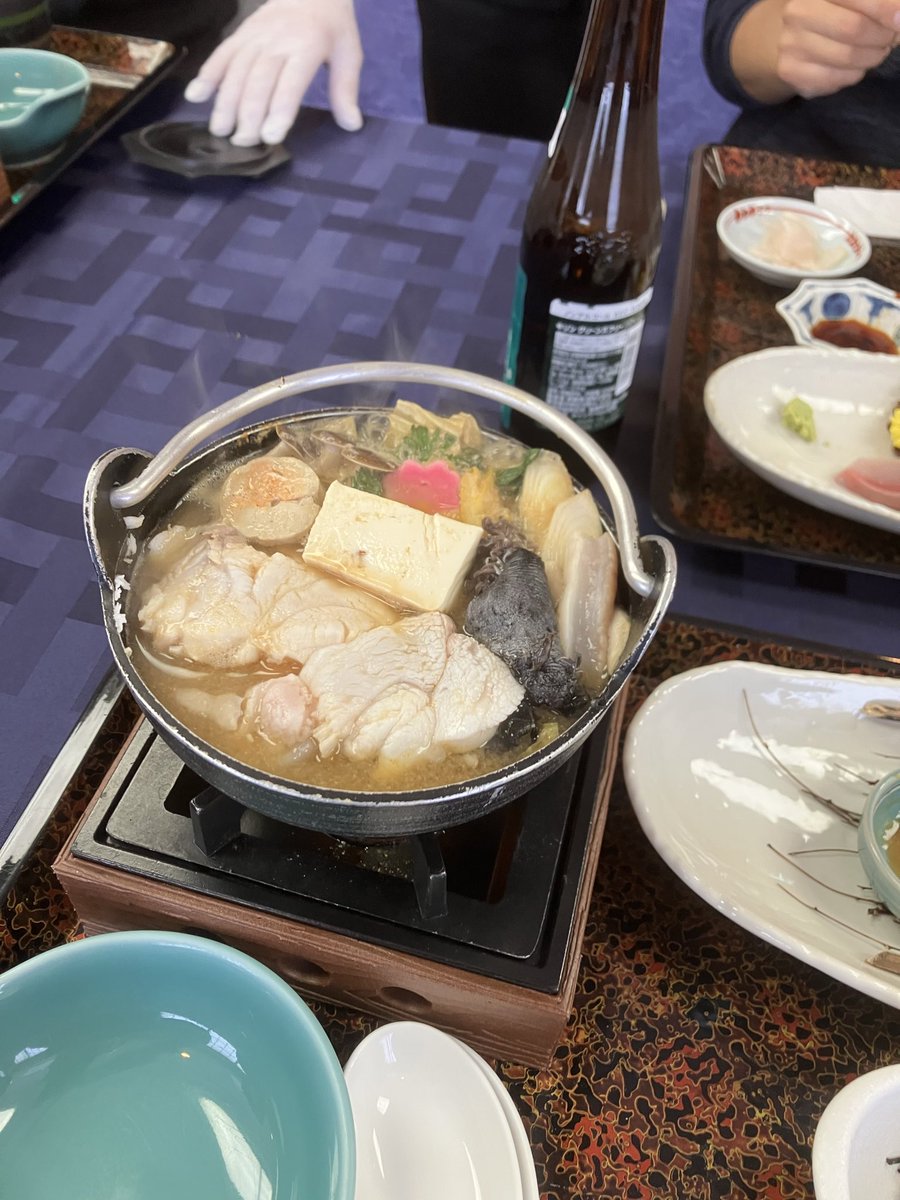 mosicon's tweet photo. 大洗へアンコウ鍋ツーリング。こっちは伊豆とはまた違う良さがあるなと思った。割と大所帯だったがたまには大型同士で行くツーリングもよいものだ。
#春日ホテル
#深作農園
#大洗ツーリング https://t.co/Urj6xVDp1D