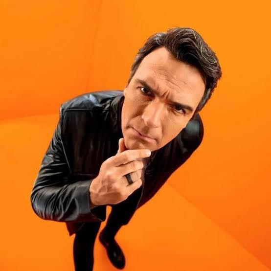 Every March as kids, we had our own little tradition, a game only we knew the rules to. Who still remembers the name of this game? 

Happy new month mutuals!