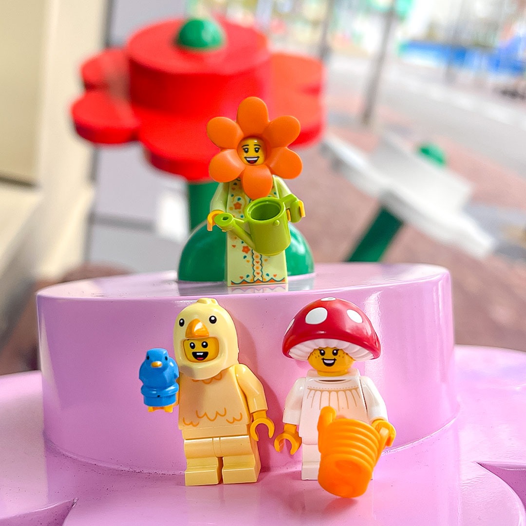 ビルド・ア・ミニフィギュアに 新パーツが登場🌸 ＼ 3️⃣月から