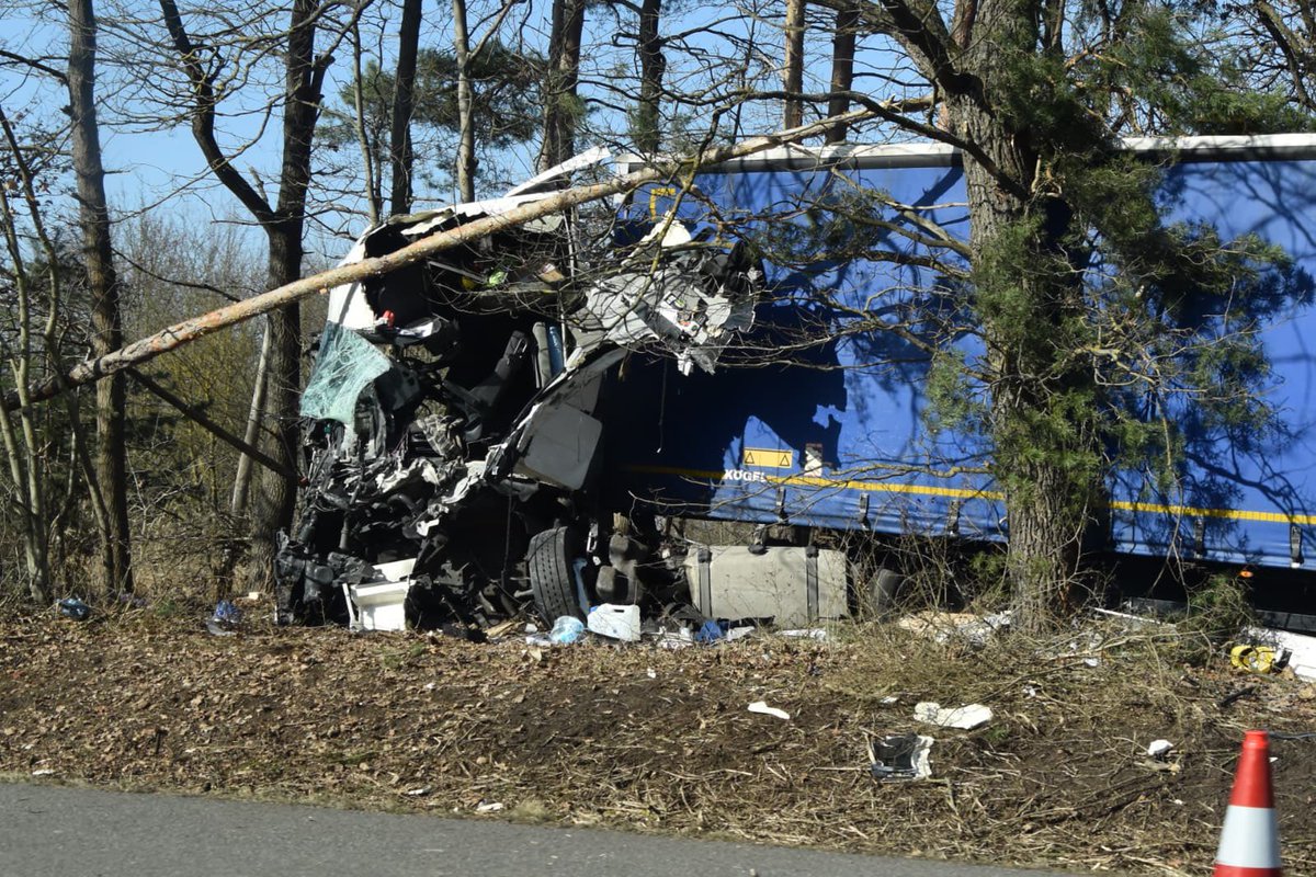 Fotograf T. Peise tweet media