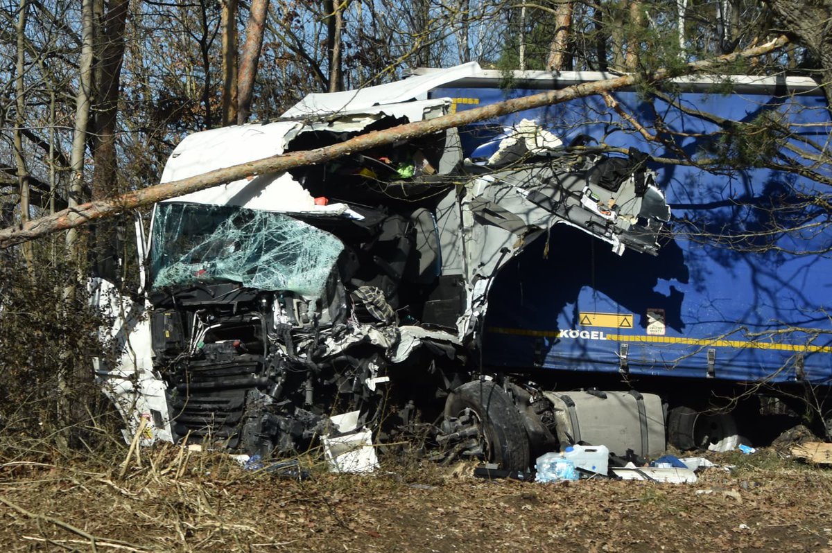 Fotograf T. Peise tweet media