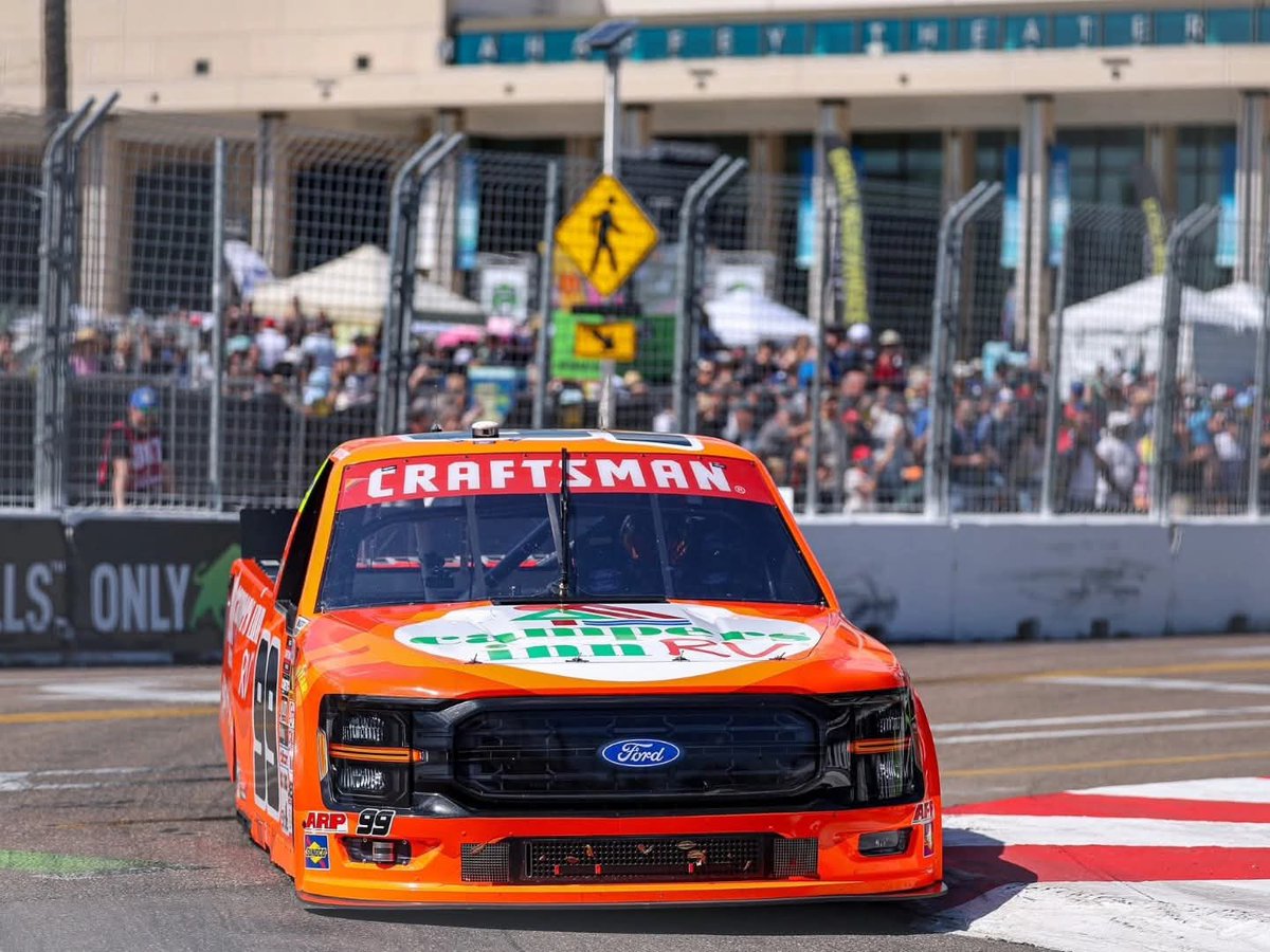 Jordan Buster tweet media