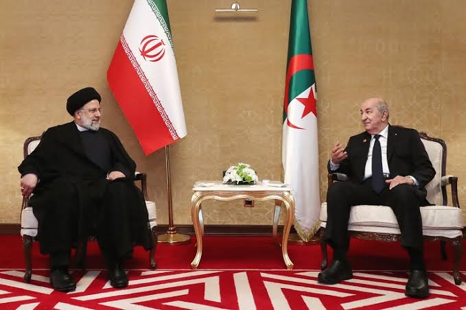 ALERTX360's tweet photo. 🇩🇿🇮🇷🇺🇸🇮🇱⚡-Breaking: Algeria announces its support for Iran and describes it as a brotherly country. https://t.co/02PEmkcLHK