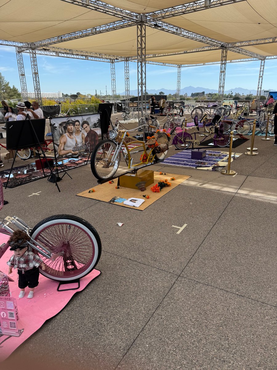 Alan AP Powell Sr. &amp; Jr. Hanging Out Today @ The Arizona Super Show @ State Farm Arena In Glendale ,Arizona.