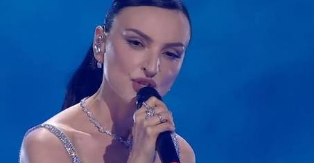 fedelealtrash's tweet photo. ve lo giuro mi va bene chiunque di loro 4 ma non quei 2 non quei 2 VE LO CHIEDO PER FAVORE
#FestivaldiSanremo2026 #sanremo2026 https://t.co/8rQ8aPuwWY