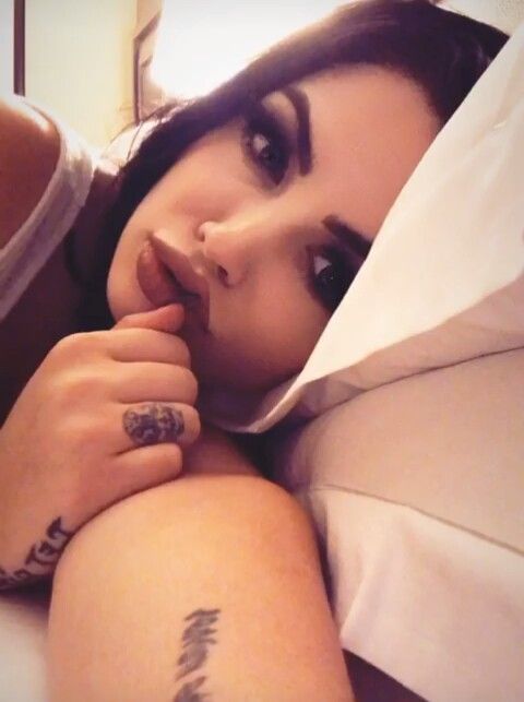 I definitely will struggle with the time difference back home when I'm state side. I'm already in bed and my parents havent even started dinner yet.