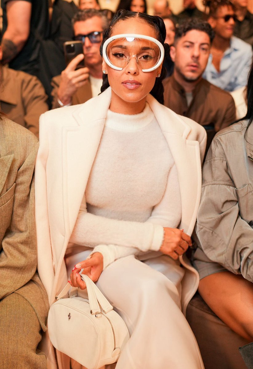 Alicia Keys Daily tweet media