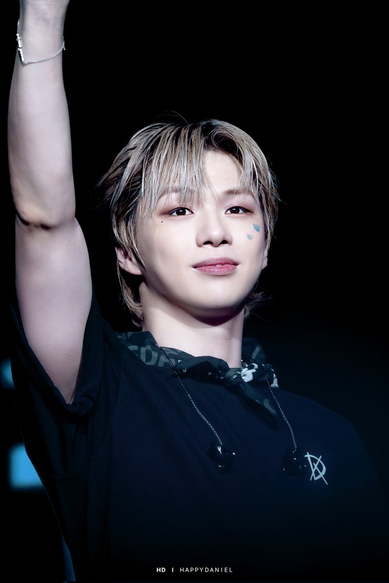 HappyDaniel tweet media