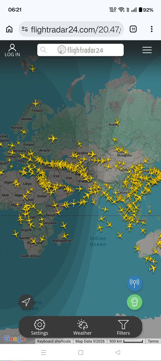 ऐ भाई! जरा देख के चलो।