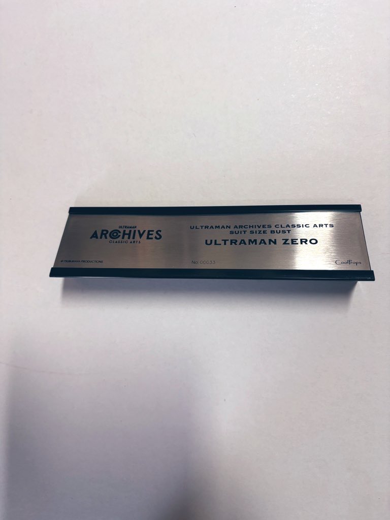 シリアルナンバー入りオリジナルプレートが入っていなかった…これも