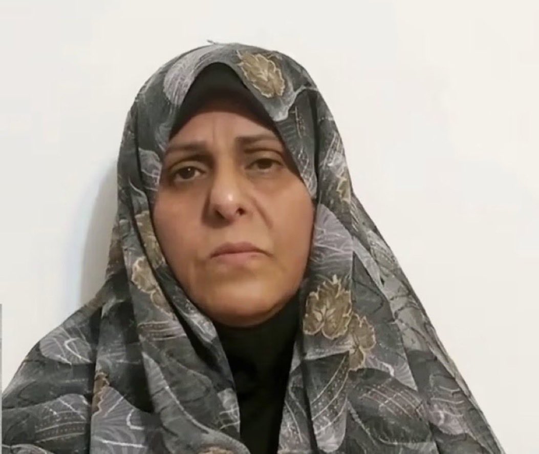 خانم سپهری عزیز، علی خامنه‌ای مرد
آزادی و سلامتی‌تون را ببینیم

#فاطمه_سپهری 
💔🫂