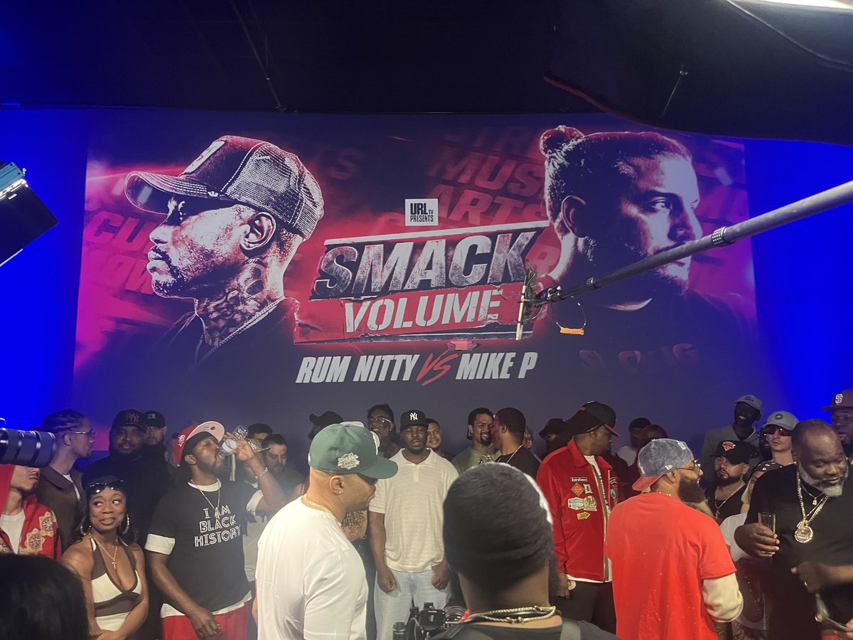 We outside! #SmackVolume