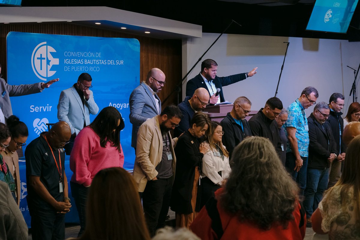 PRBaptistConven's tweet photo. Reunión Anual 2026 

¡Qué tiempo tan especial vivimos juntos como familia de Iglesias Batistas del Sur! Damos gracias al Señor por una reunión anual marcada por la unidad, la misión y la celebración. https://t.co/yR2HKO7D2a