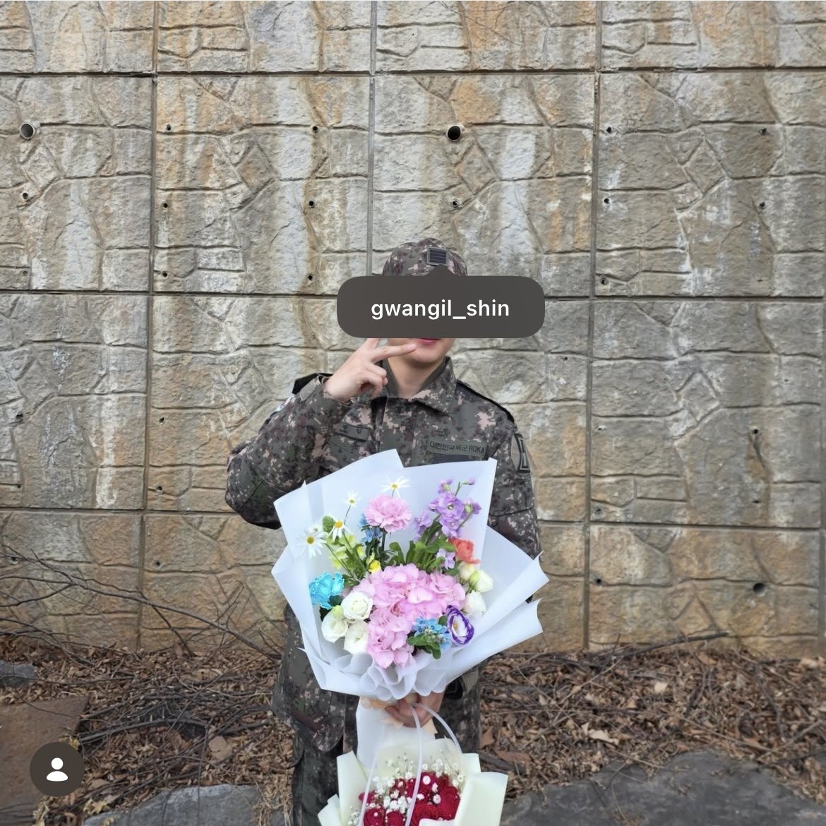 nep__b's tweet photo. ㅈㄴ 럽스타그램 같아서 말도 안 나와 https://t.co/VtXMOmdO55