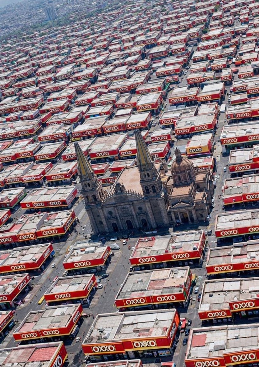 Cuando le dicen a Chayu$$ena <a href="/azucenau/">Azucena Uresti</a> que describa a México

NO SE BURLEN...🤭😂😂