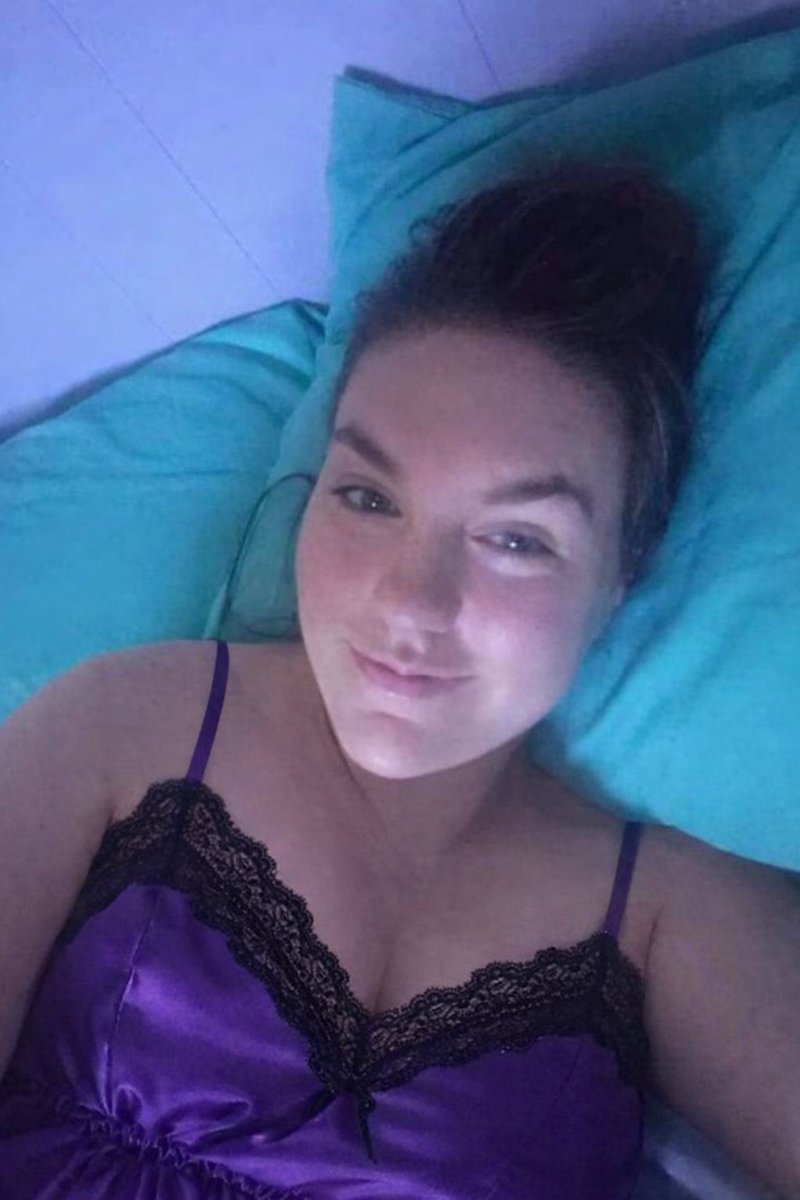 KAnnabel58608's tweet image. Not bedtime… just temptation o’clock 😈 #singlemom
